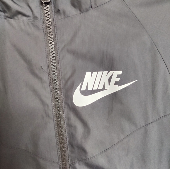 Nike Kids Windrunner Wind Breaker Jacket XS - Picture 6 of 12